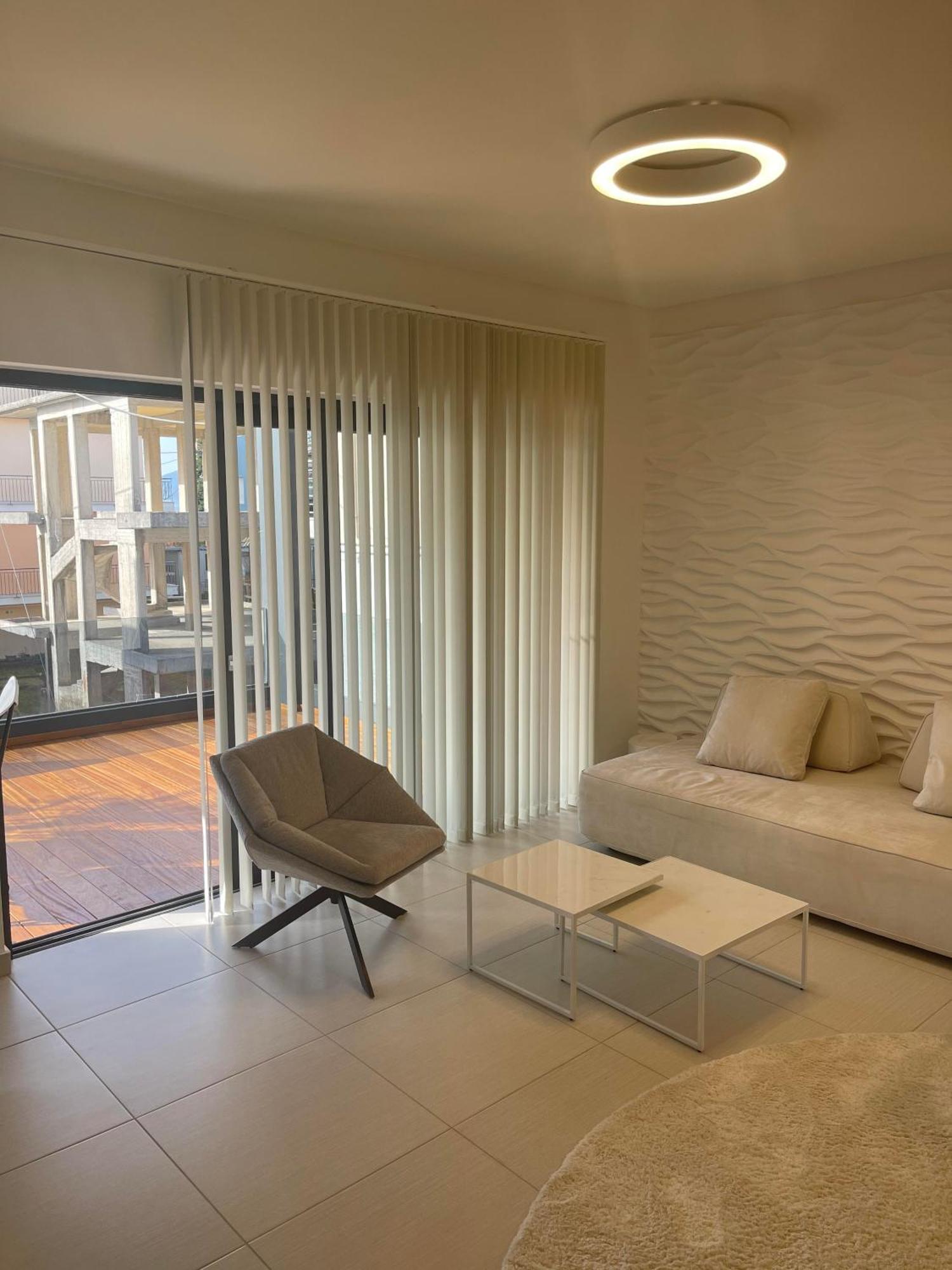 Omni House White Apartment Ioannina Exterior photo